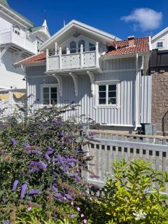 Marstrand - 0