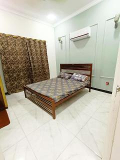 Luxurious Villa in Bahria Town Karachi - 2