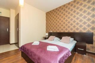 Sztutowo Lazurowy Dwór - Apartamenty oraz Pokoje z Basenem i Parkingiem - Sztutowo - 4