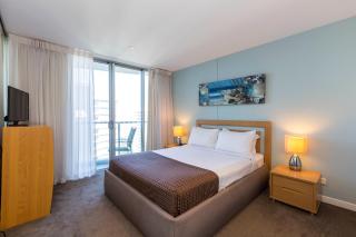 Artique Surfers Paradise - Official - 8