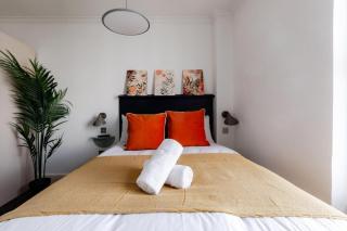 The Bayswater Bliss | Stylish & Modern Studios! - 9