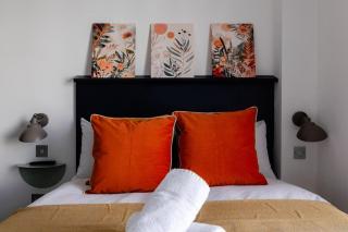 The Bayswater Bliss | Stylish & Modern Studios! - 4