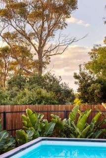 Galene Getaway Walk to Beach Pool & Fire - Mount Martha - 6