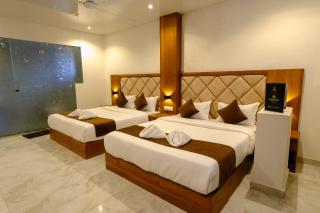 Hotel Sterling Executive - 1
