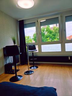 Stadt Komfort 4-Personen Wohnung - 2