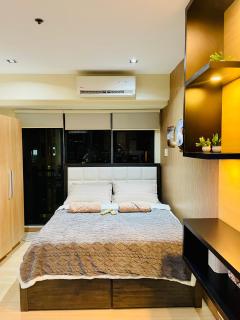 Poblacion Stay with Pool Gym Jacuzzi and Pool Table - Manila - 3