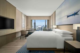 Courtyard by Marriott Danang Han River - 4
