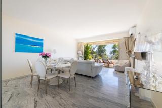 Spacious 1-Br with Sea View Residence with Pool Cannes - 8