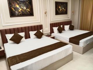Hotel Krishna Kunj - 2