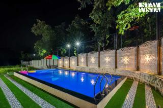 StayVista at Casa Tino with Bonfire, Lawn - 9