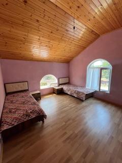 Peaceful 2-Story Home in Nature - Sumaqallı - 3