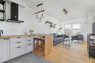 Functional Apartment with Parking in Cracow by Noclegi Renters - Cracovie - 1