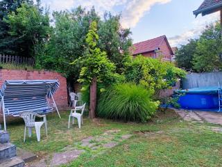 Guesthouse Sremski Karlovci with the pool - 3