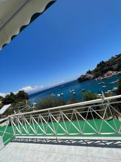 Aronis Spyros Panoramic Seaview Apartments - Longos - 6