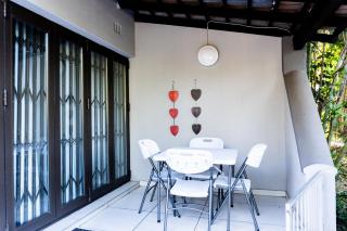 The Zinkwazi Beach Holiday Home - 9