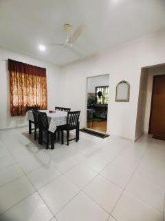 Wanna Homestay Endau - Padang Endau - 9