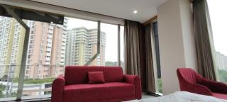 PubliQ Luxury Stays KPHB - 2