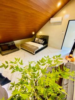 Private Villa in Rizal with Mountain View - 3