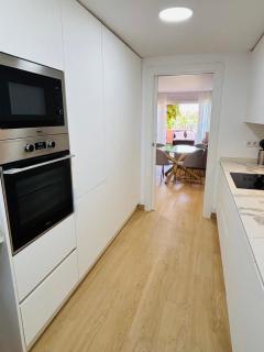 Feel the Holiday Vibe Gorgeous View and Pool Just Steps Away - Torre-Pacheco - 3