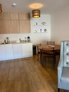 Boutique 1 Bdrm Duplex Suite on Marina ER106 - Hull - 9