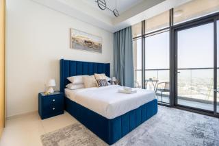 GuestReady - High floor l Partial Canal View - 4