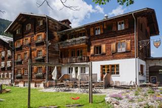 Gasthaus Rathaus - Safien Platz - 9