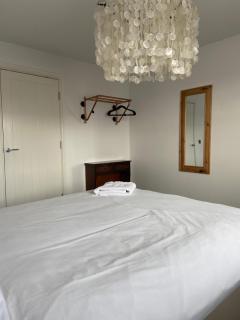 Boutique 1 Bdrm Duplex Suite on Marina-301 - 8