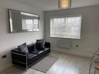 Boutique 1 Bdrm Duplex Suite on Marina-301 - 6