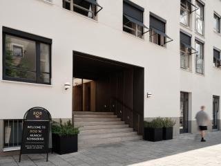 Bob W Munich Schwabing - 1