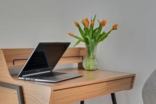 DOKI Living Suites - Foodhall & Parking by Downtown Apartments - 2