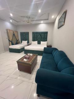 Hotel Grand Pearl - Lahore - 8