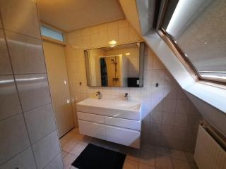 Luxuriöses Landhaus mit Hot Tub - Schoonloo - 2