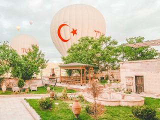 Turbel Cave House - 3