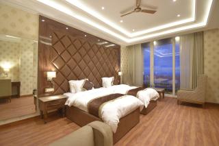 Grand Him Queen AC Room - 0