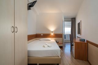 Hotel Centro Turistico Gardesano - Bussolengo - 3