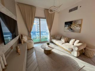 Italian-Style 2BR - Near Beach, Metro and Mall - 3