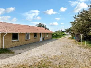 Holiday Home Oluffa - 350m from the sea by Interhome - Harboør - 4