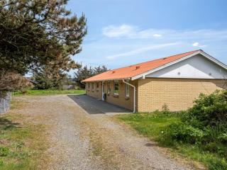 Holiday Home Oluffa - 350m from the sea by Interhome - Harboør - 2