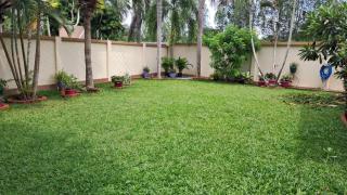 Big Comfortable Villa - 5