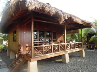 Sea World Club Beach Resort & Dive Center - Maumere - 4
