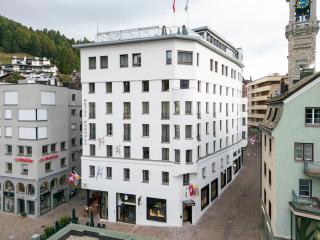 Art Boutique Hotel Monopol - St. Moritz - 9