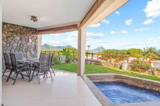 Numi Bay - Amazing Apartment with Morne View - 9