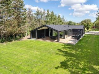 Holiday Home Zoya - from the sea by Interhome - Hals - 0