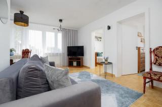 Spacious Apartment Close to Warsaw for 5 people by Noclegi Renters - 3