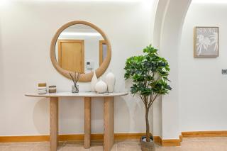 The Palm Jumeirah Shoreline Living l 3BR Elegant Resort Style Entire Home l Beach Access - 5