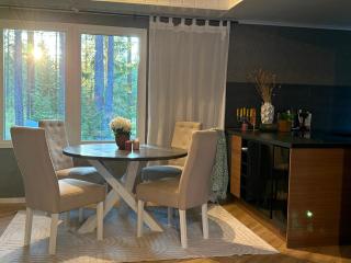 Charmig stuga nära Dammsjön - - 7