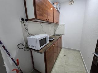 Beautiful Private 1 Bedroom Hall in Downtown - Abu Dhabi - 2