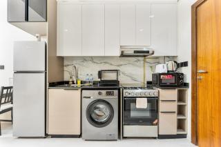 Sunny Studio with Pool, Near Silicon Central Mall - 7