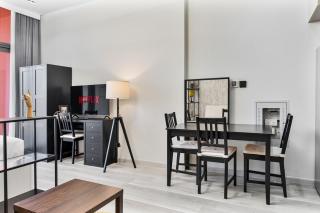 Sunny Studio with Pool, Near Silicon Central Mall - 8