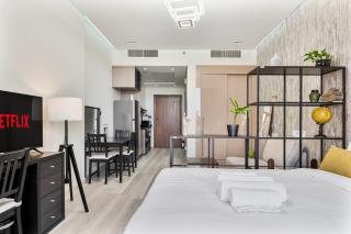 Sunny Studio with Pool, Near Silicon Central Mall - 1